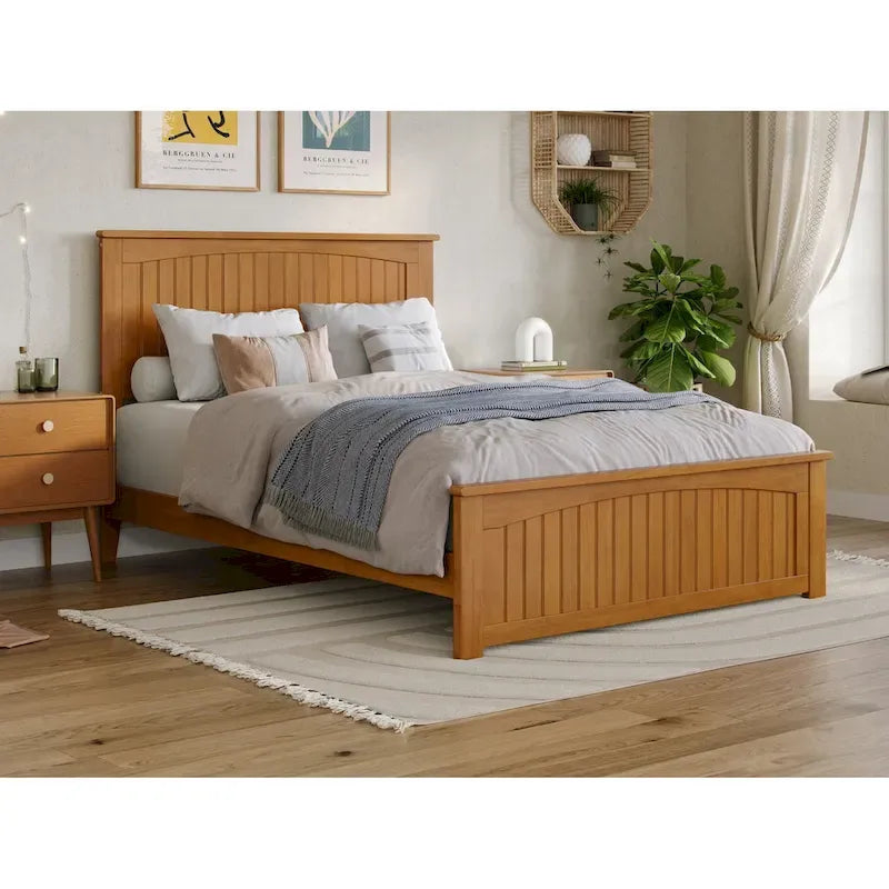 Solid Wood Low Profile Platform Bed with Grooved Headboard, Footboard and USB Charging