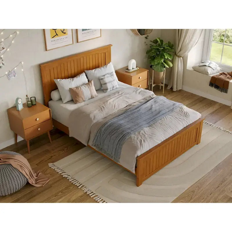 Solid Wood Low Profile Platform Bed with Grooved Headboard, Footboard and USB Charging